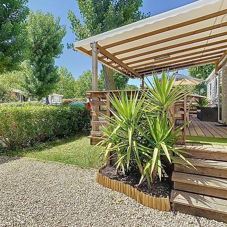 Grand Mobil Home 3Chbr 2Sdb Camping La Carabasse ヴィア エクステリア 写真
