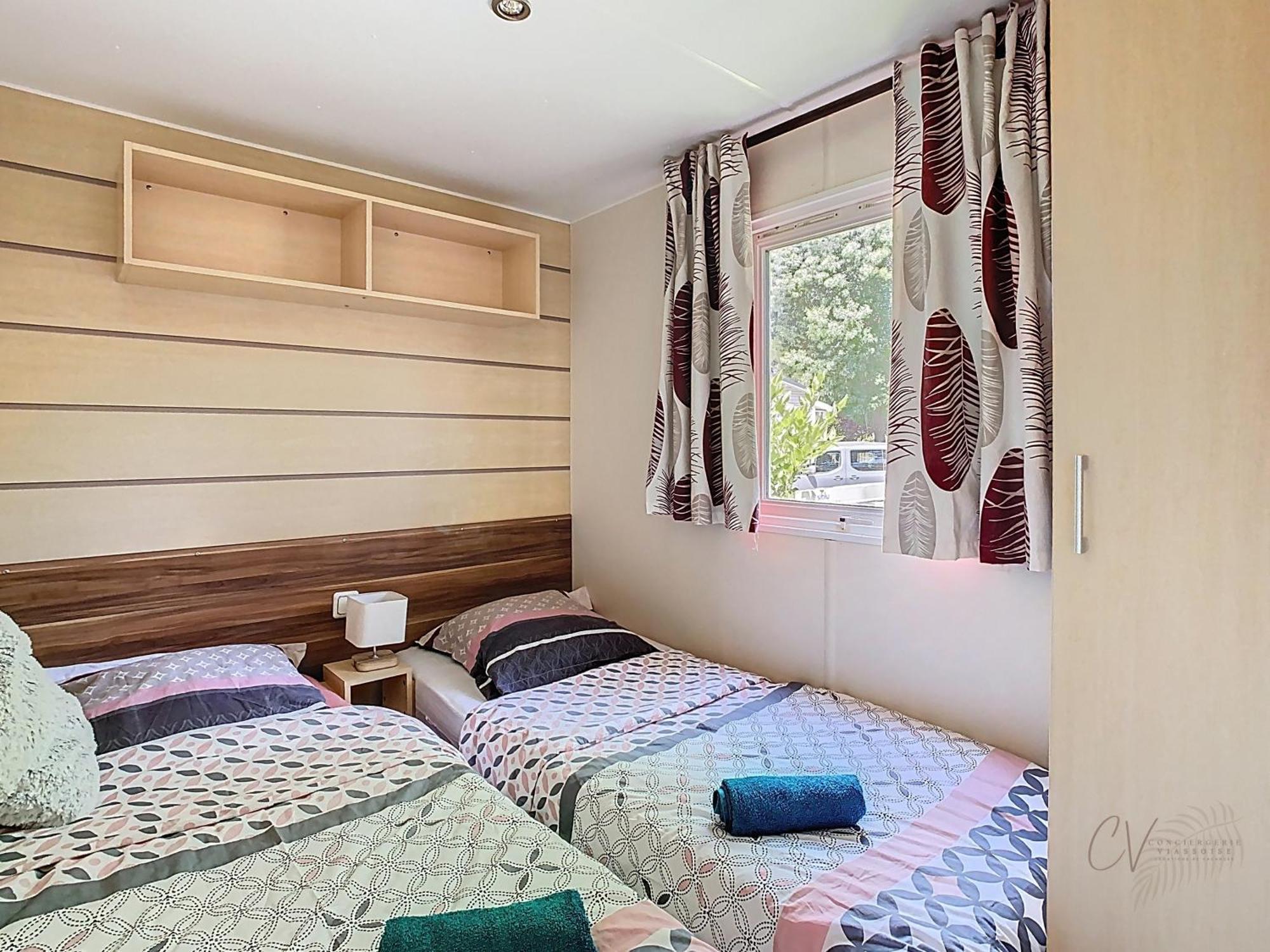 Grand Mobil Home 3Chbr 2Sdb Camping La Carabasse ヴィア エクステリア 写真