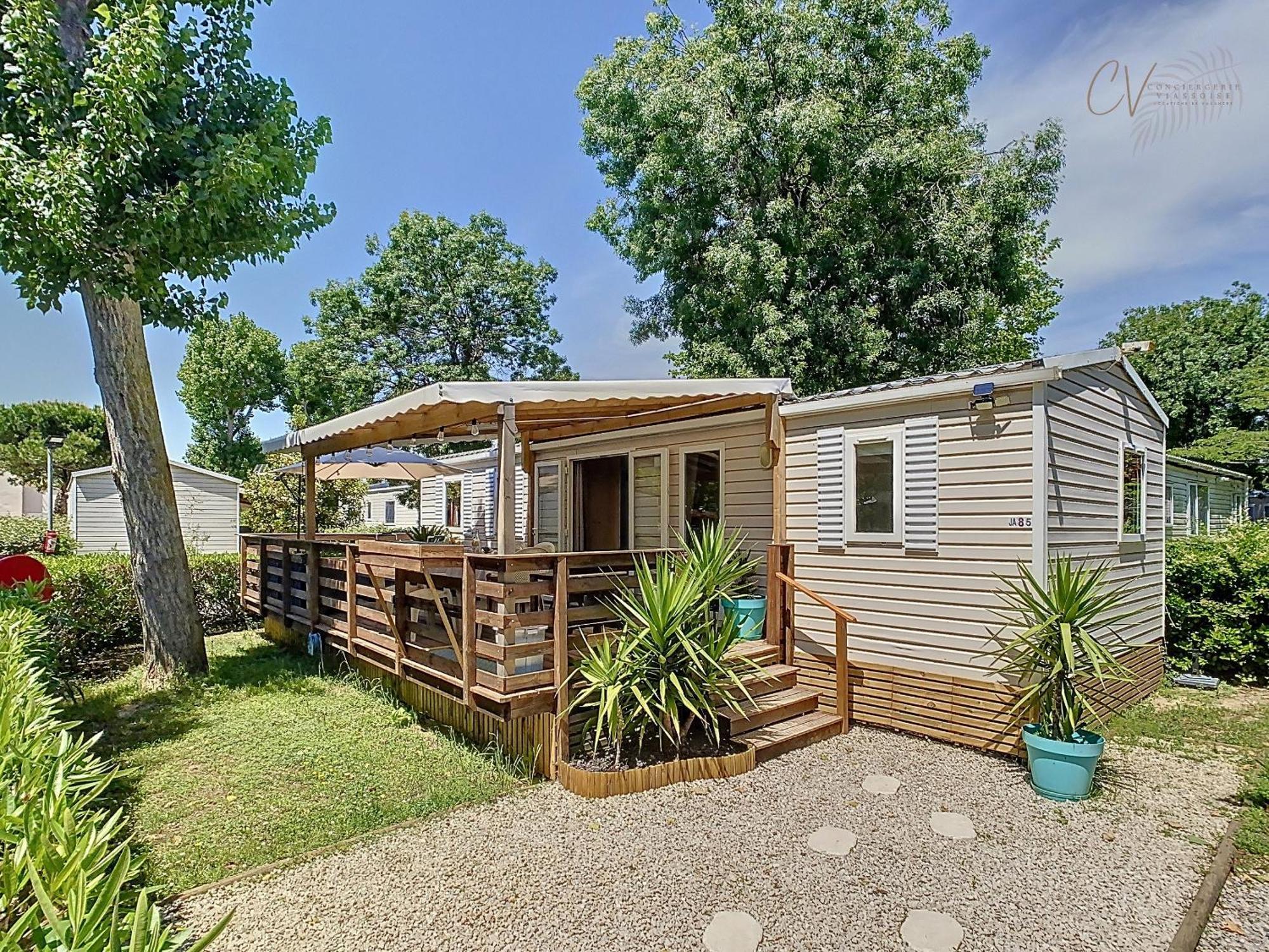 Grand Mobil Home 3Chbr 2Sdb Camping La Carabasse ヴィア エクステリア 写真