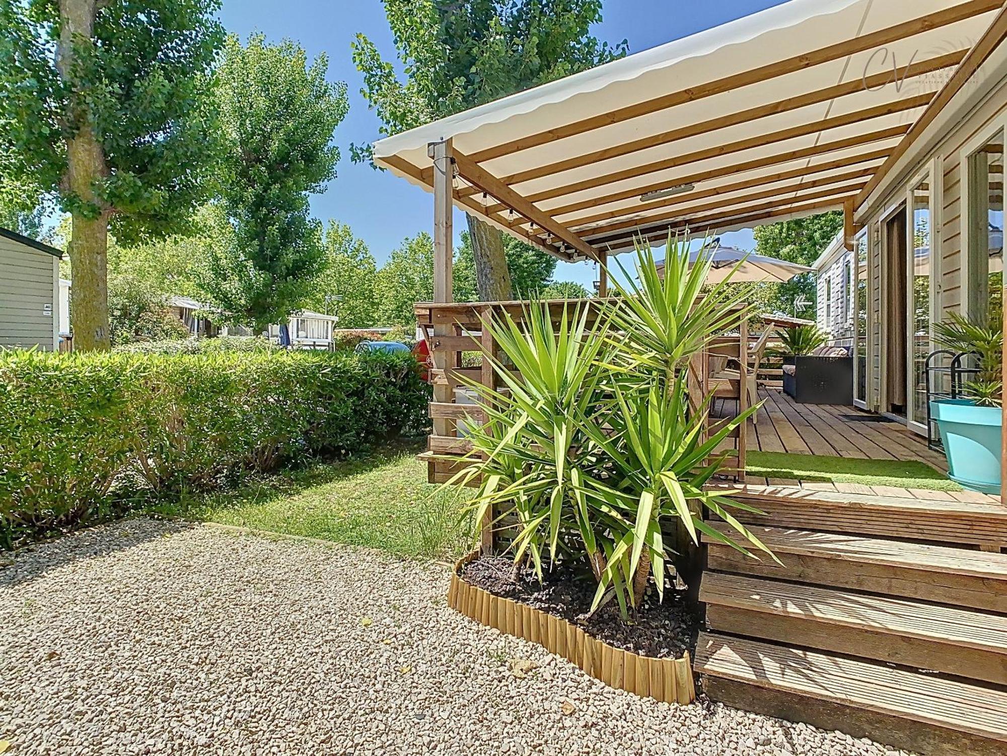 Grand Mobil Home 3Chbr 2Sdb Camping La Carabasse ヴィア エクステリア 写真